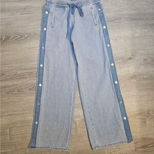 Austin Landing Blue Women's wide leg Jeans with Side Buttons.